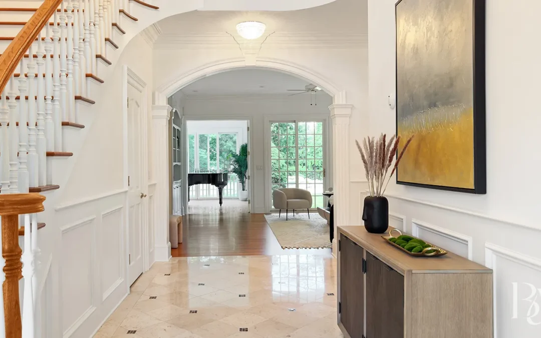 How Professional Home Stagers Transform Small and Awkward Spaces Buyers Love